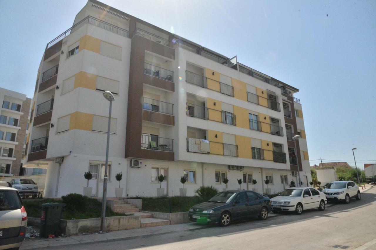 Helada Apartments Tivat Exterior photo